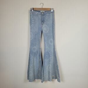 Free People We The Free Jeans 26 JUST FLOAT ON FLARE Bell Bottom Print 70s Boho
